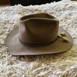 STETSON / Eddie Bauer Beaver 4X Hat with Gold Accents